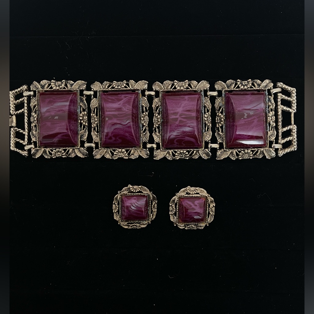 Wide Cuff Bracelet & Clip Earrings Beautiful Marbled Purple Lucite